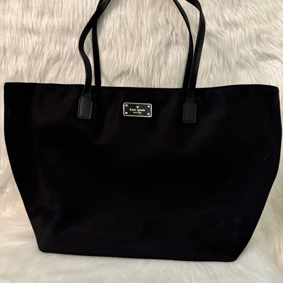 kate spade Handbags - Kate Spade - Black Tote